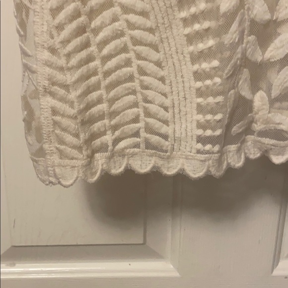 Express Embroidered Top - Picture 6 of 6